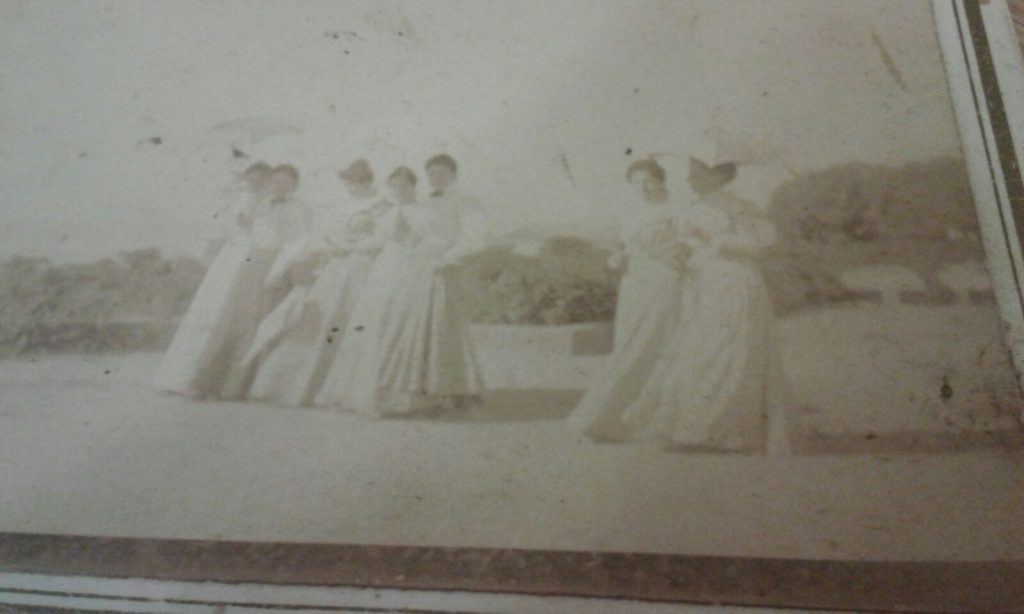 Foto d'epoca 900 - Dame