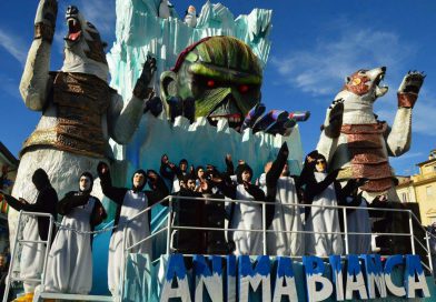 La festa delle maschere e dei colori – Il Carnevale di Viareggio
