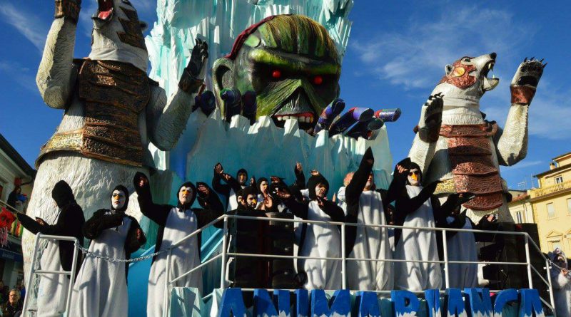 La festa delle maschere e dei colori – Il Carnevale di Viareggio