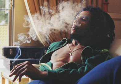 Bob Marley a Hollywood nel 1975. Foto di Veuige/ Dalle